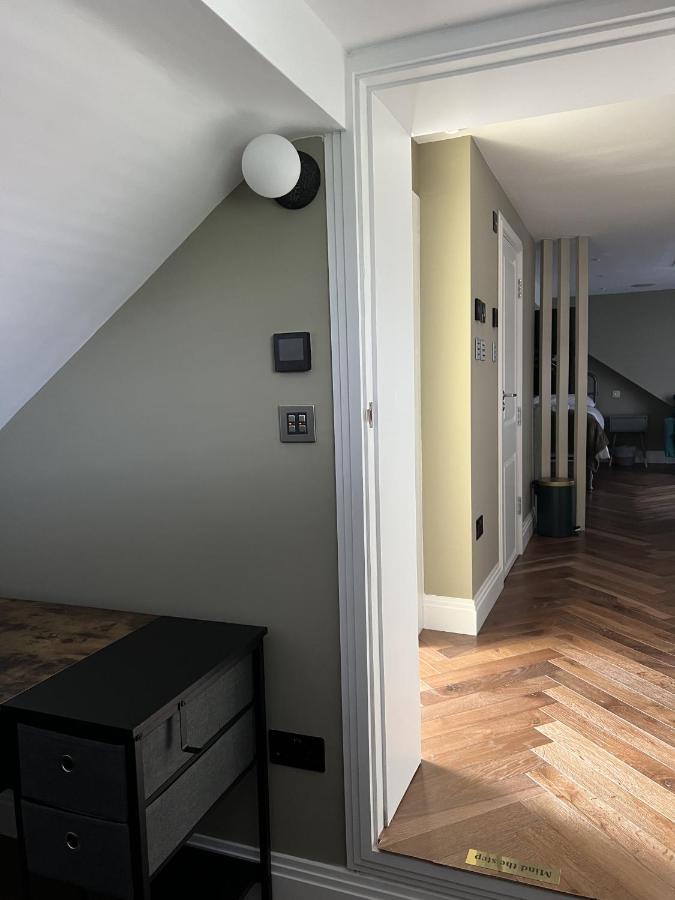 Super Deluxe Apartment Барнет Екстер'єр фото