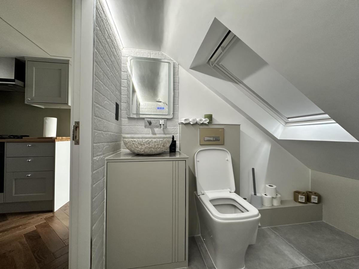 Super Deluxe Apartment Барнет Екстер'єр фото